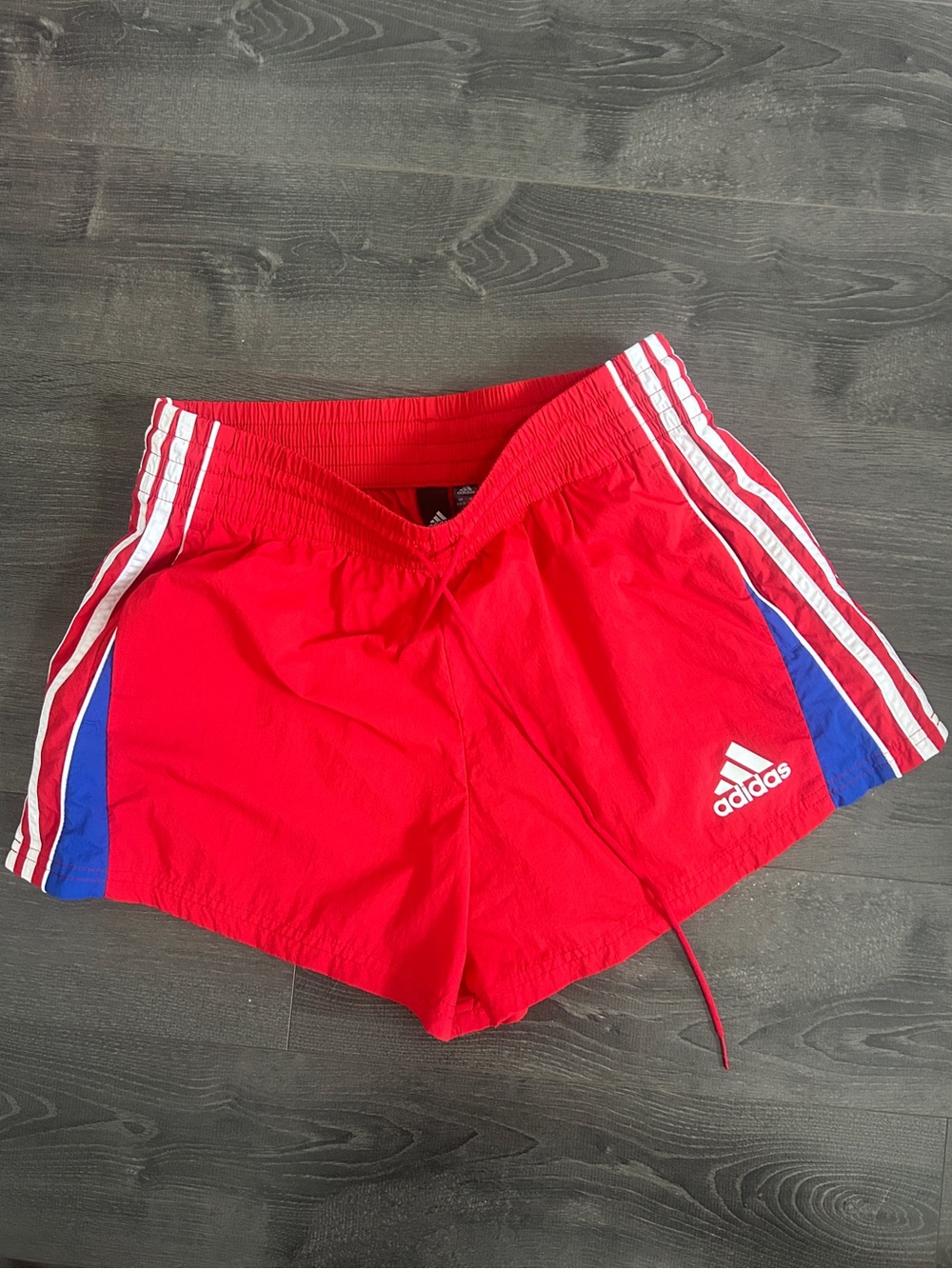 ADIDAS Vintage Athletic Shorts